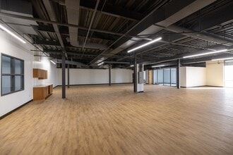 9220 Bass Lake Rd, New Hope, MN to rent Building Photo- Image 1 of 26