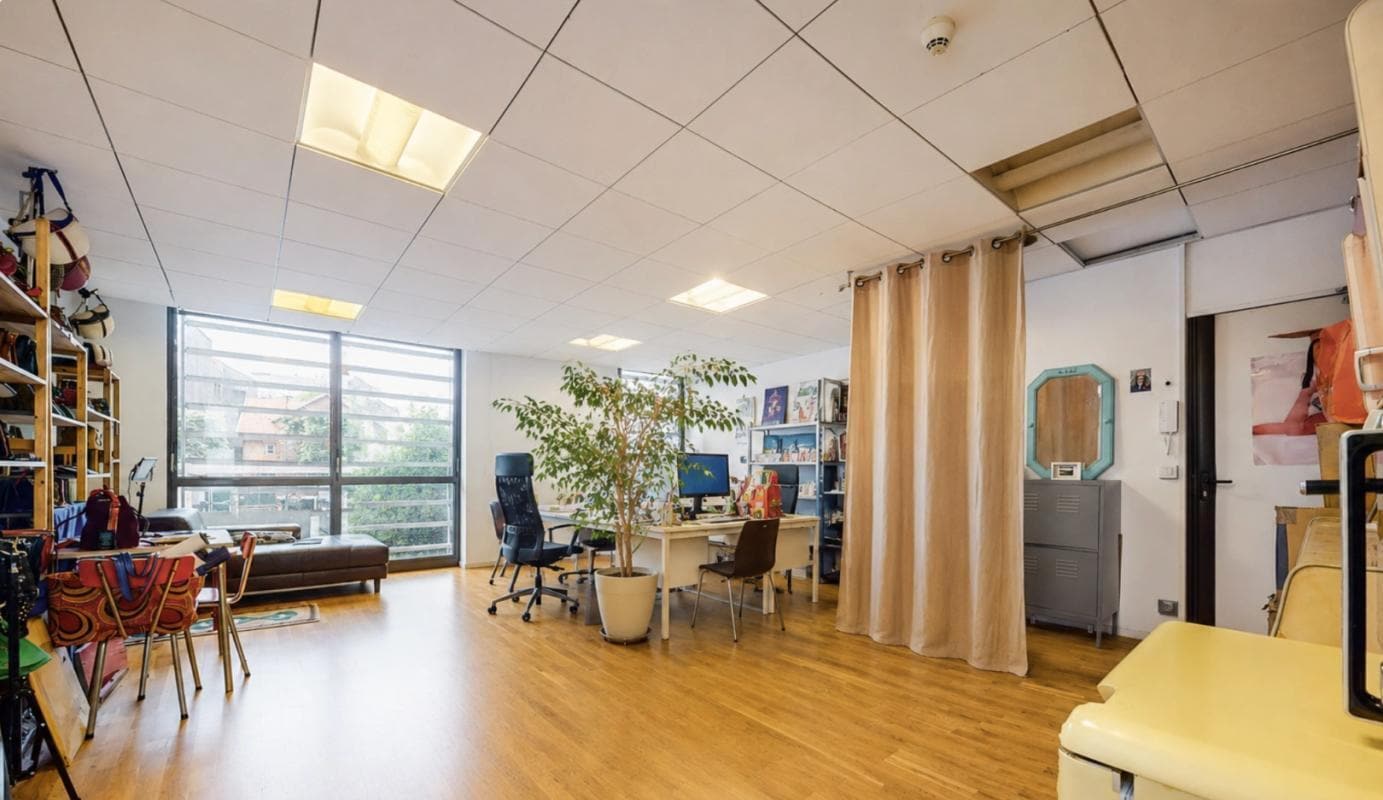 72 Avenue Pasteur, Montreuil for sale Building Photo- Image 1 of 9