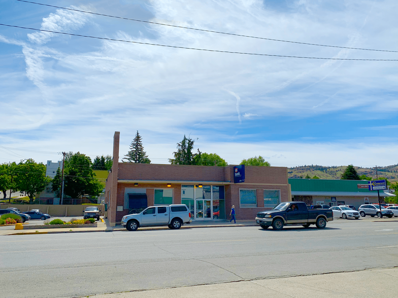 409 Whitcomb, Tonasket, WA for sale - Primary Photo - Image 1 of 1