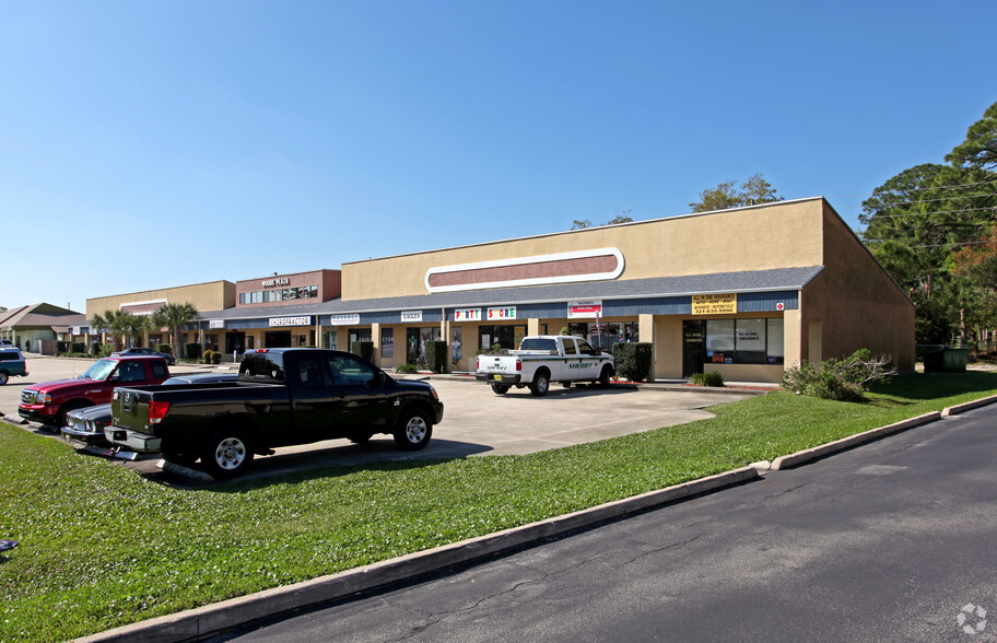 670-696 West Ave, Cocoa, FL for sale - Primary Photo - Image 1 of 1