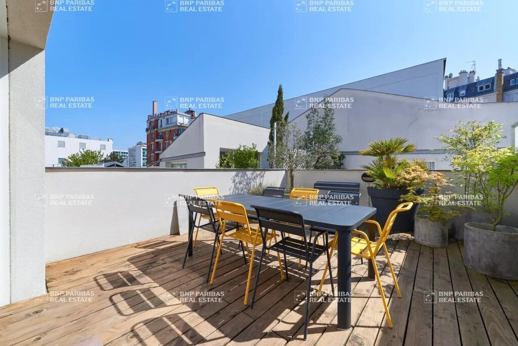 Location Bureaux 150 m² - Photo 1