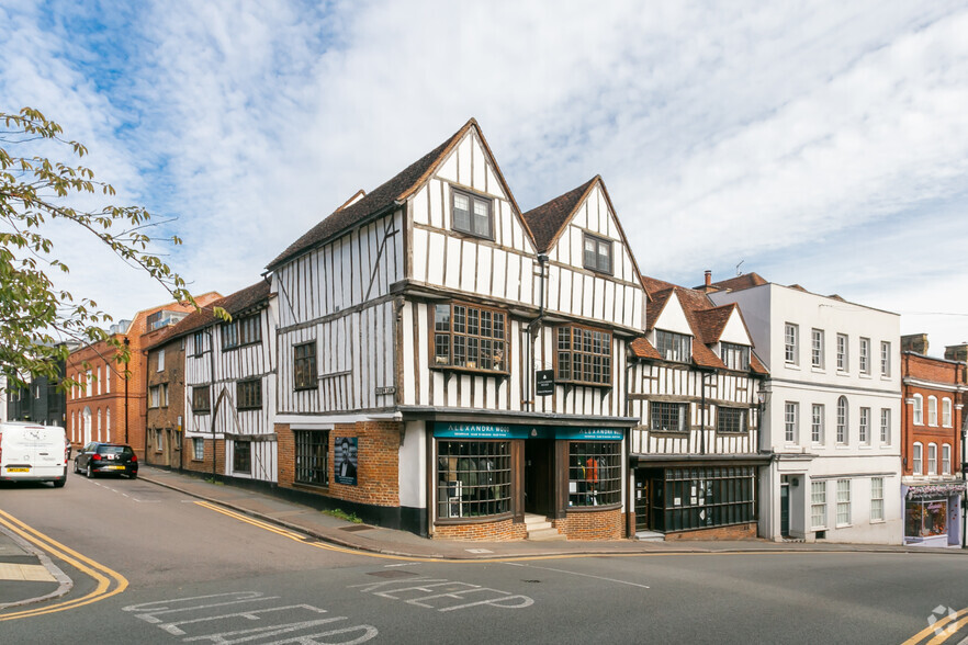 10 High St, Bishop's Stortford for rent - Building Photo - Image 1 of 5