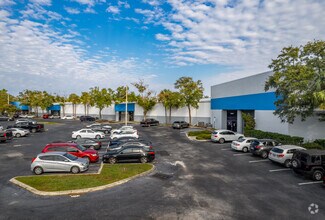 More details for 3010 22nd Ave S, Saint Petersburg, FL - Industrial for Rent