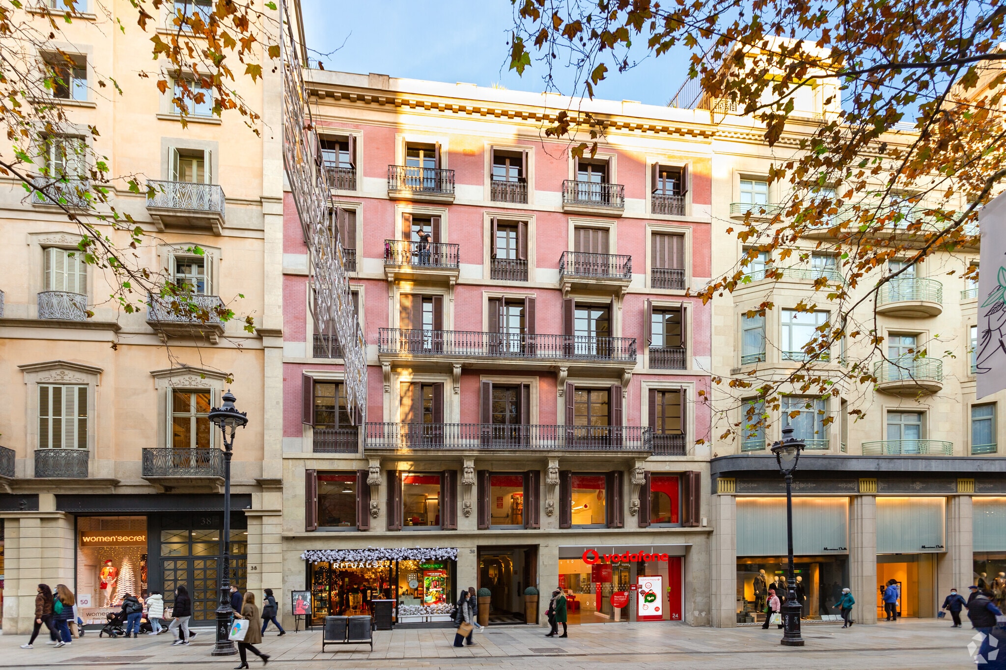 Co-working Space in Barcelona, Barcelona to rent Primary Photo- Image 1 of 6