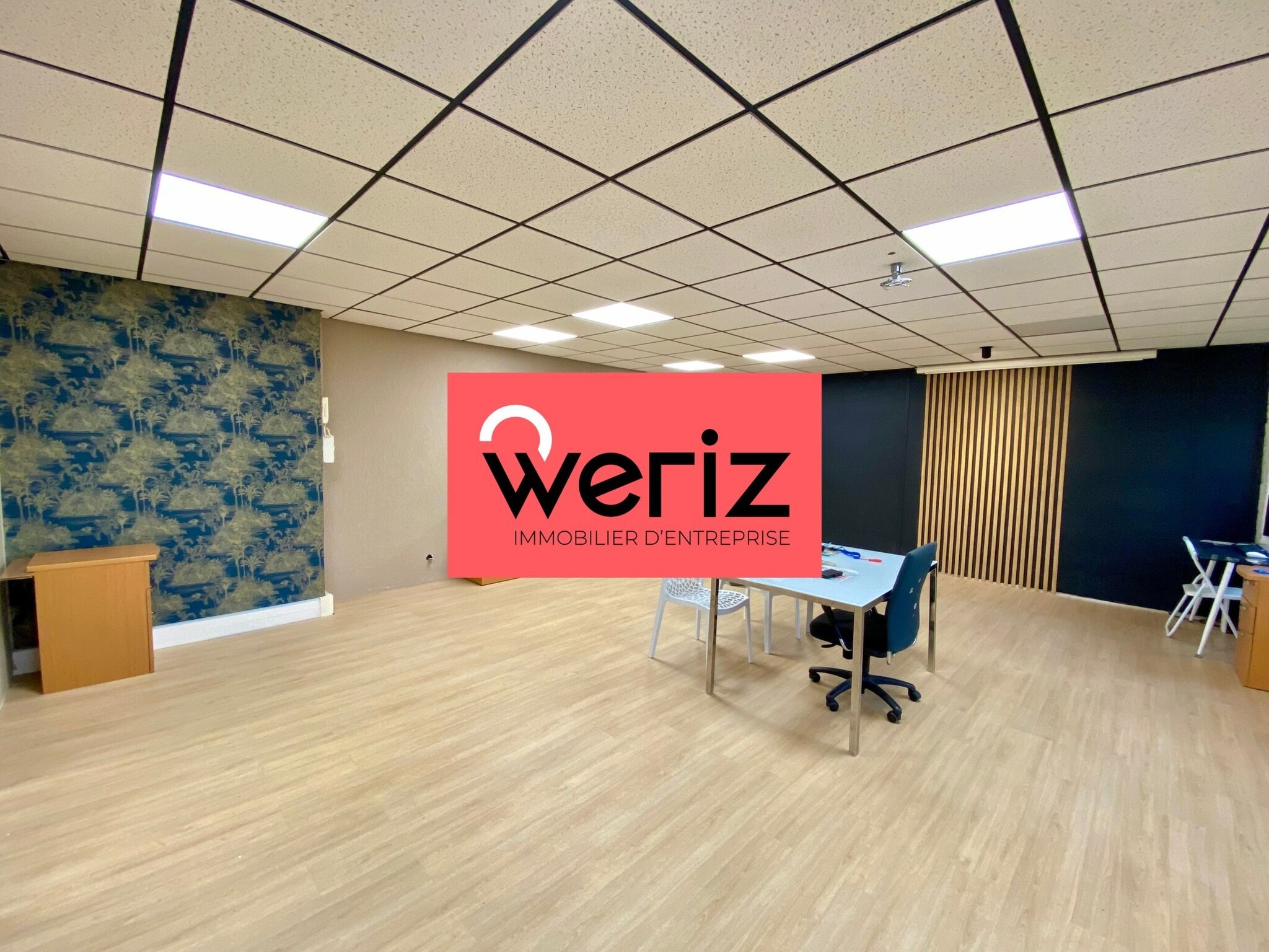 Office in Marseille to rent Building Photo- Image 1 of 7