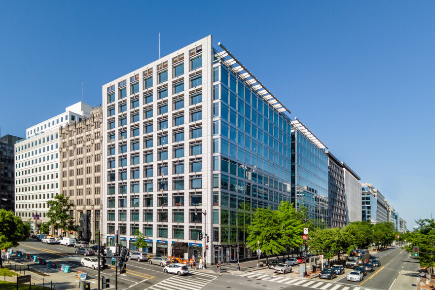 1700 K St NW, Washington, DC for rent - Building Photo - Image 2 of 27