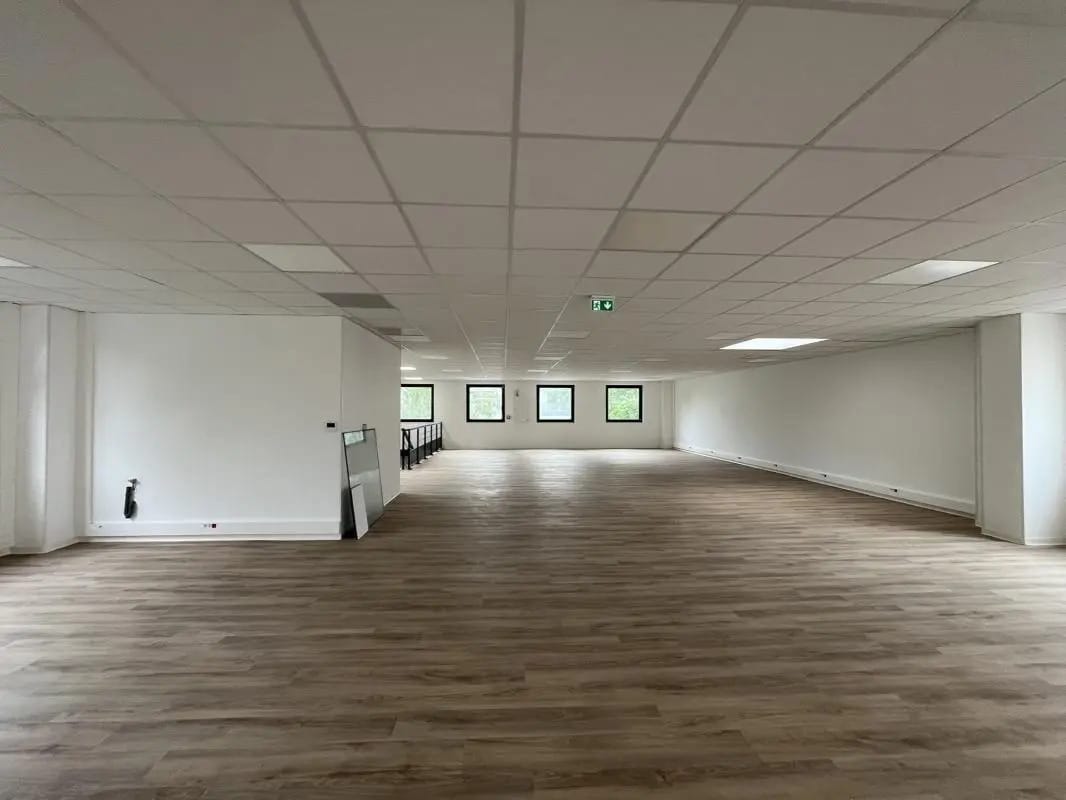 1 Rue Des Vergers, Limonest to rent Interior Photo- Image 1 of 19