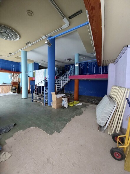 Retail in Córdoba to rent - Interior Photo - Image 1 of 10