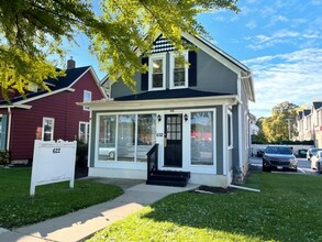 622 W State St, Geneva, IL for rent Building Photo- Image 1 of 6