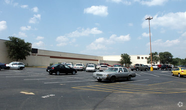 300 Early Blvd, Early, TX for rent Building Photo- Image 1 of 13