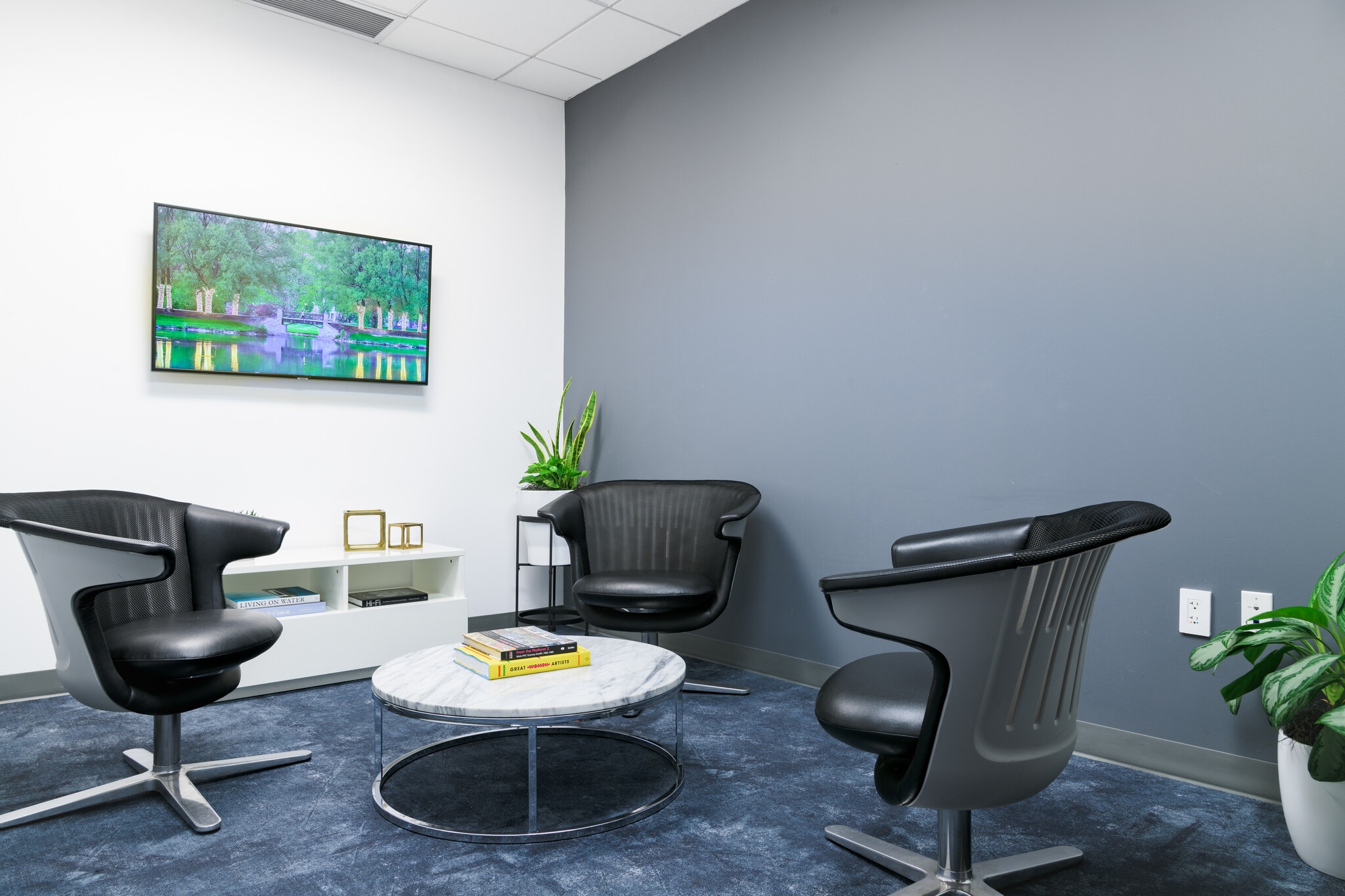 535 Fifth Ave, New York, NY to rent Interior Photo- Image 1 of 1