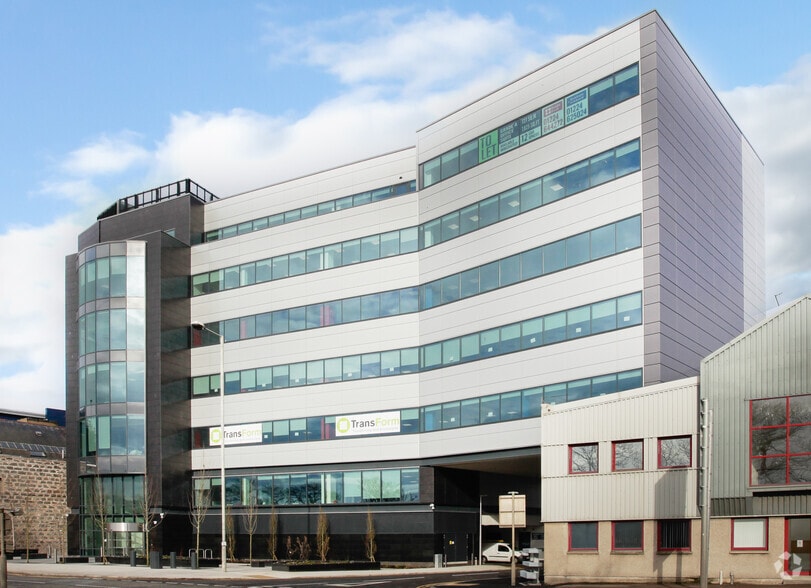 North Esplanade W, Aberdeen to rent - Building Photo - Image 2 of 2