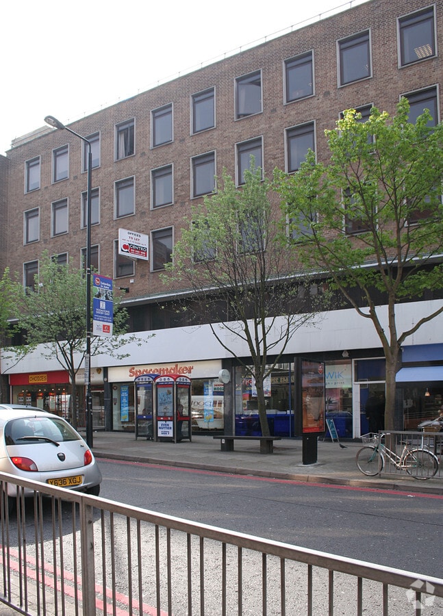 2 Carshalton Rd, Sutton, SM1 4RA - Old Inn House - Retail to Rent