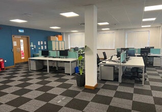 10 Waterside Way, Northampton to rent Interior Photo- Image 1 of 4