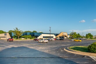 1720 E Primrose St, Springfield, MO for rent Building Photo- Image 2 of 8