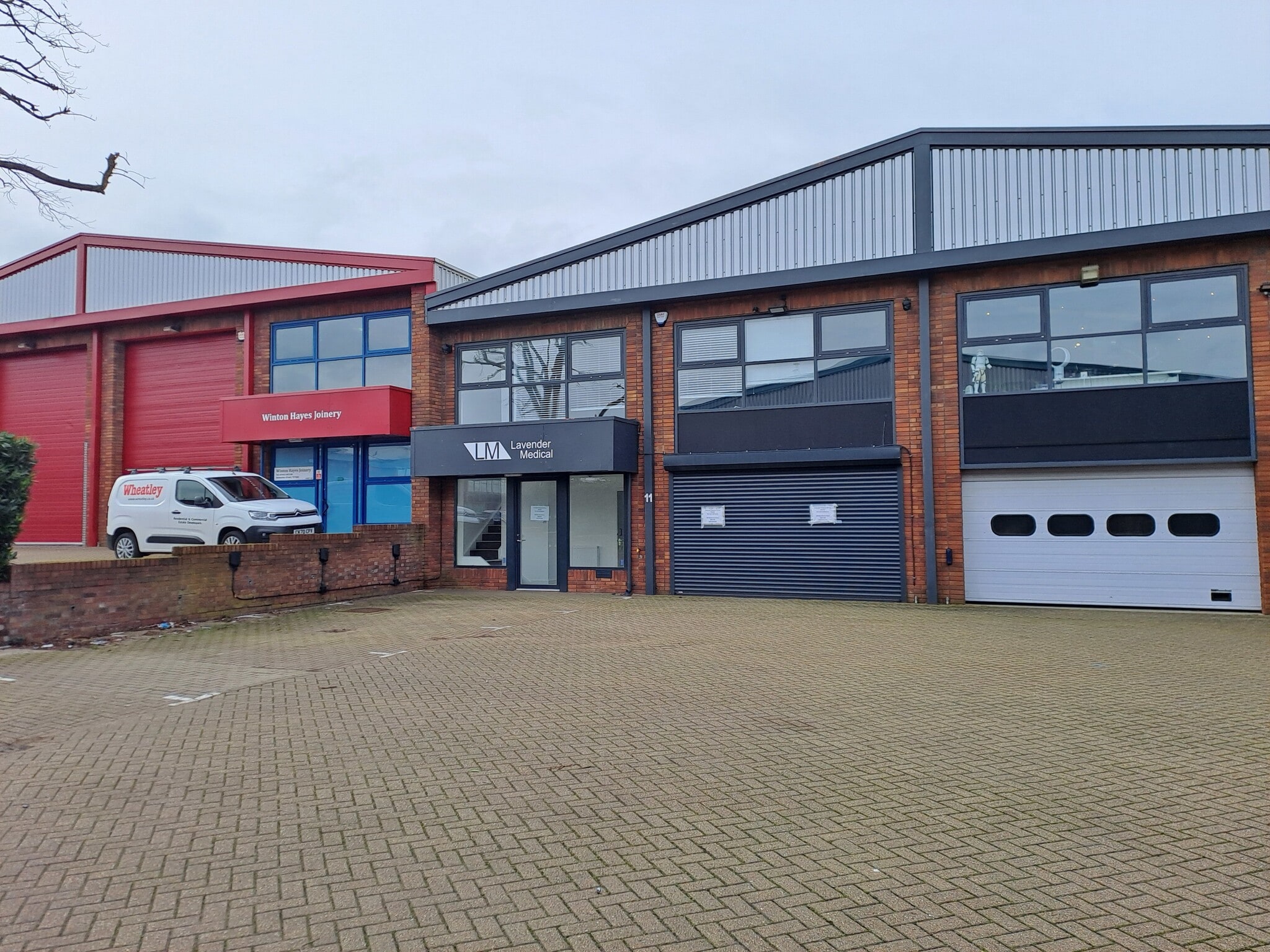 Amor Way, Letchworth Garden City to rent Building Photo- Image 1 of 9