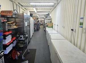 Whitehouse Farm, Bedmond, Abbots Langley to rent Interior Photo- Image 2 of 3