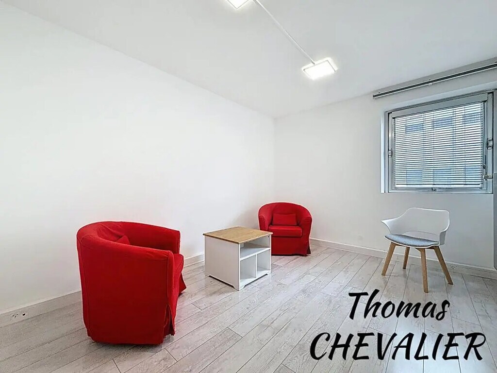 Vente Bureaux 45 m² - Photo 1