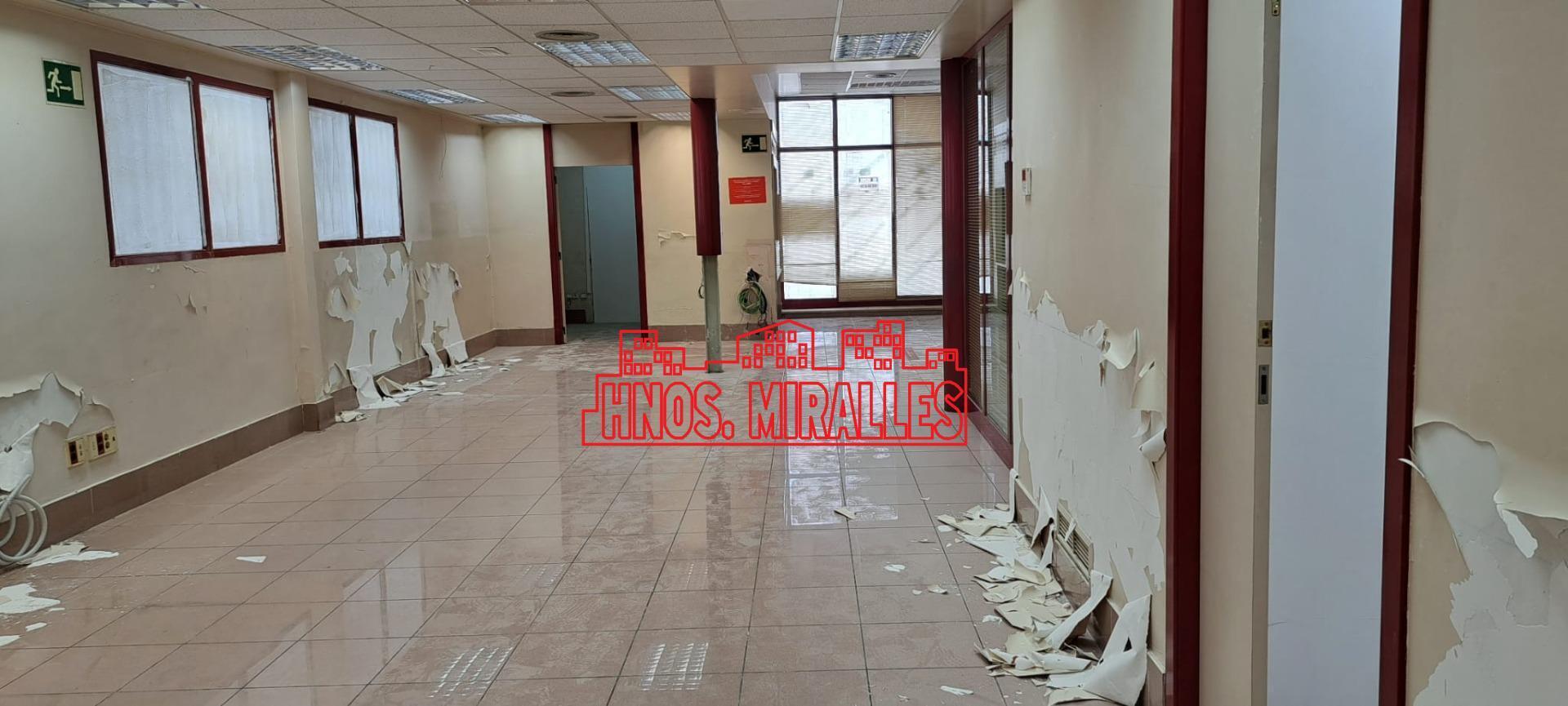 Industrial in Elche, Alicante to rent Interior Photo- Image 1 of 16