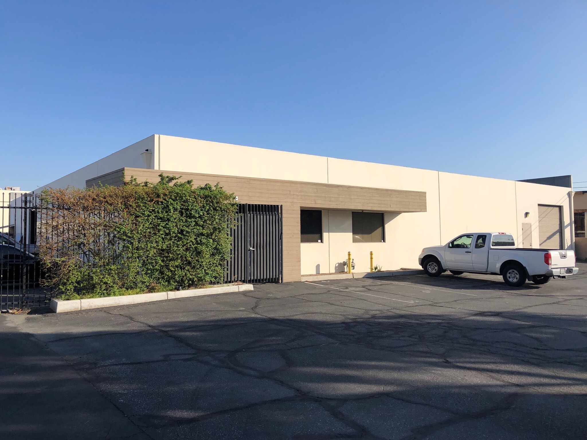 13515 Excelsior Dr, Norwalk, CA to rent Building Photo- Image 1 of 10