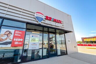 Hutchinson River Pky, Bronx, NY to rent Building Photo- Image 2 of 9