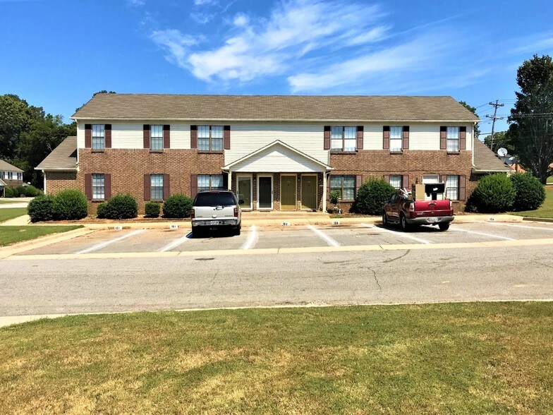 400 Henry Dr, Athens 35611 UK