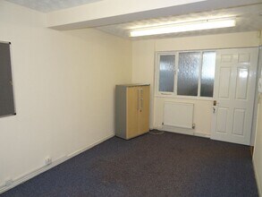 East St, Lavendon to rent Interior Photo- Image 2 of 2