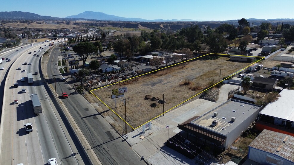 31805 Outer Highway 10, Yucaipa, CA for sale - Building Photo - Image 1 of 9