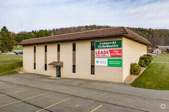 62 Greenbriar Dr, Leechburg, PA for rent Building Photo- Image 1 of 5