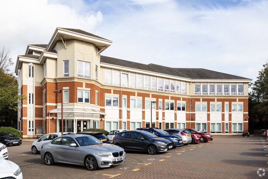 Staceys St, Maidstone for sale - Primary Photo - Image 1 of 1