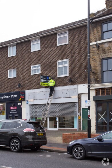 156 Portland Rd, London for sale - Primary Photo - Image 1 of 1