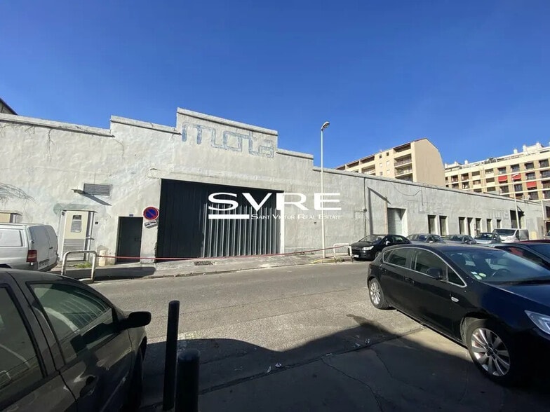 Light Industrial in Marseille to rent - Primary Photo - Image 1 of 1