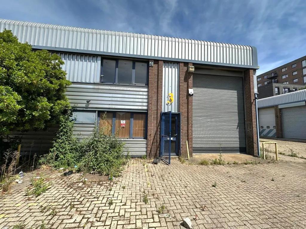 Viveash Clos, Hayes for sale Building Photo- Image 1 of 1