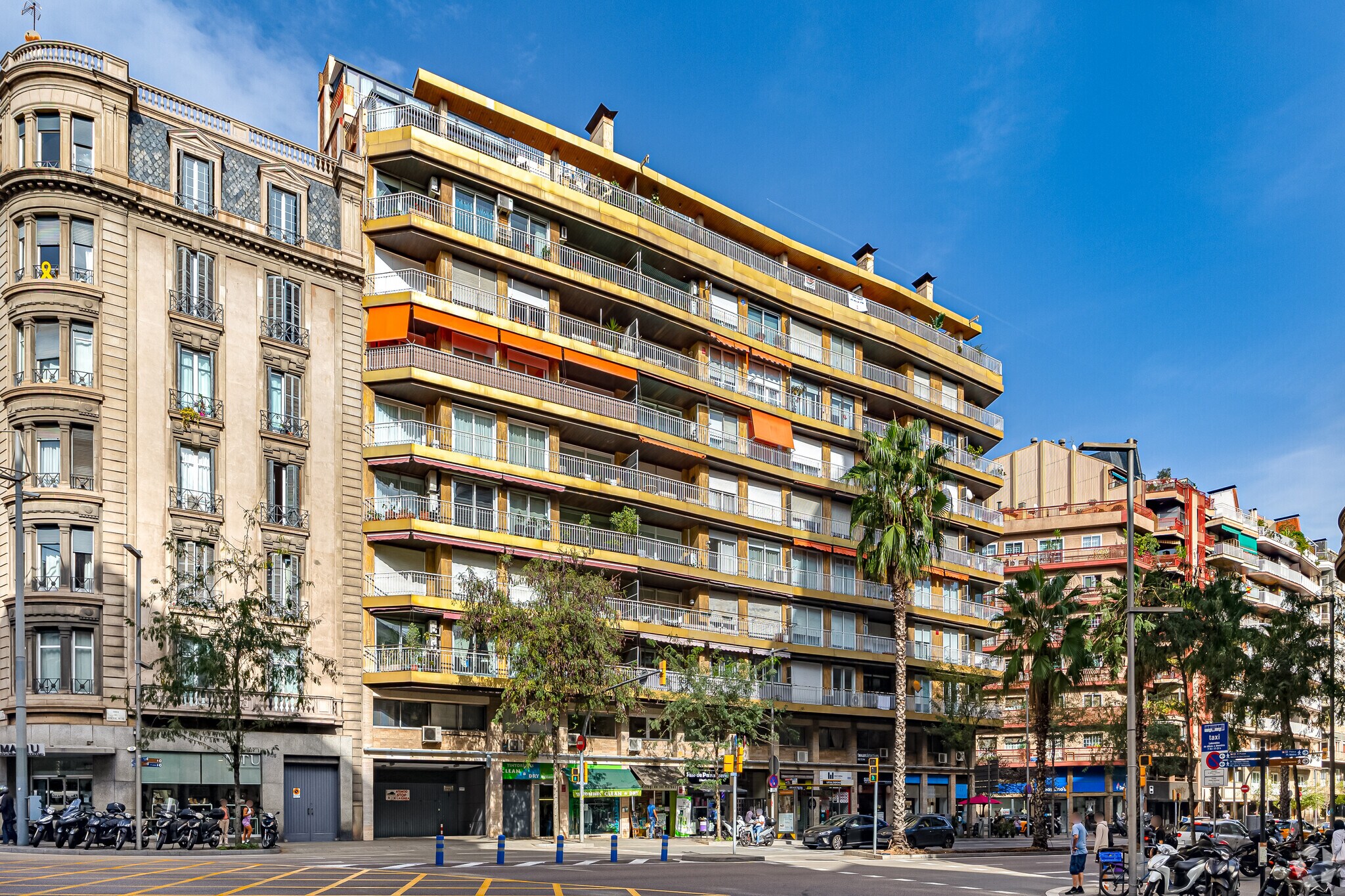 Build-to-Rent in Barcelona, Barcelona for sale Primary Photo- Image 1 of 11