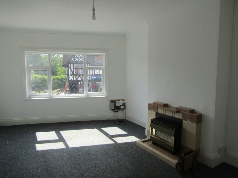 4 Earlsdon St, Coventry for sale - Building Photo - Image 3 of 6
