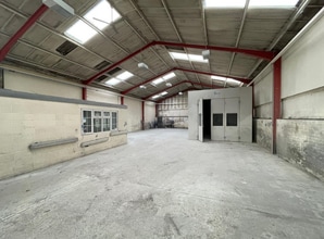 Lower Philips Rd, Blackburn to rent Interior Photo- Image 2 of 2