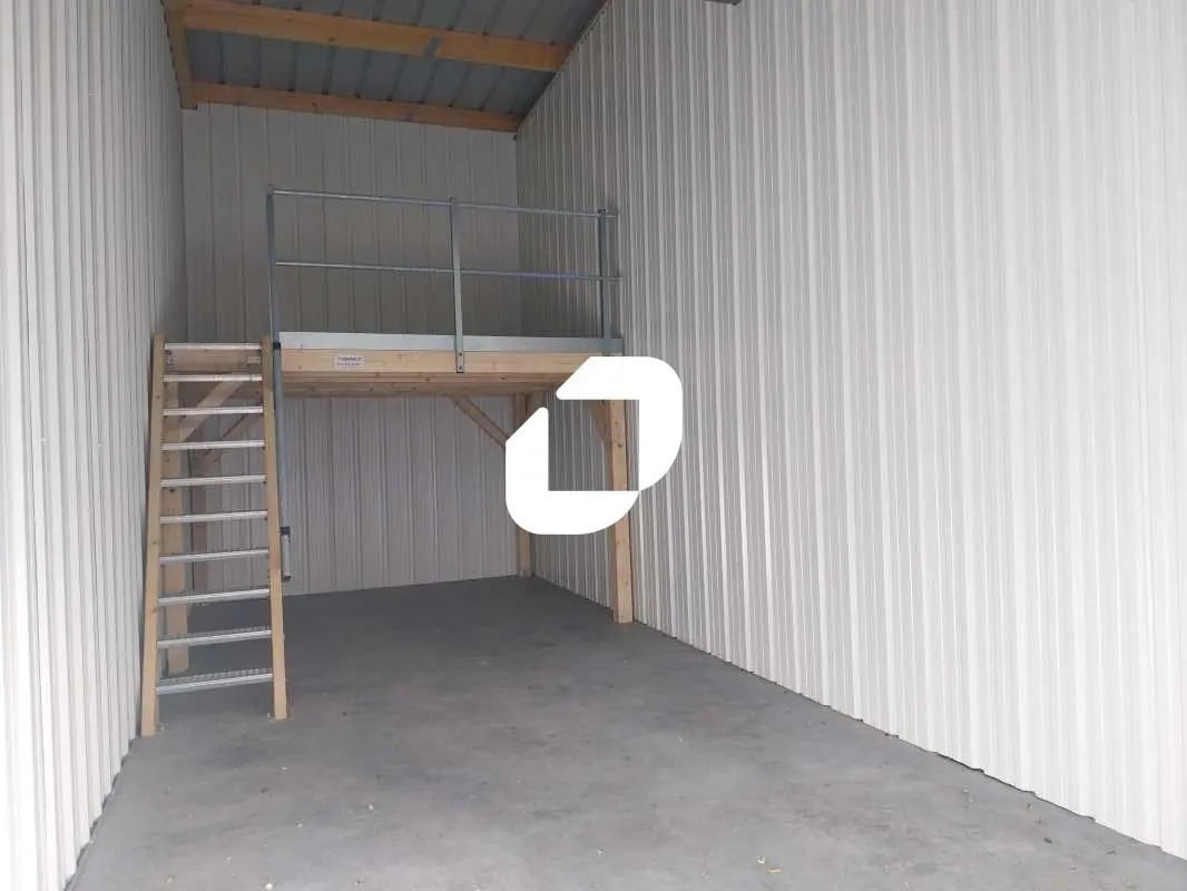 6 Avenue Louis Pasteur, Maurepas to rent Interior Photo- Image 1 of 6