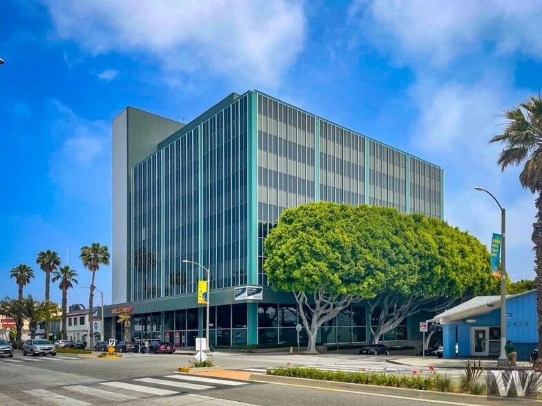 2444 Wilshire Blvd, Santa Monica, CA for rent - Building Photo - Image 2 of 2