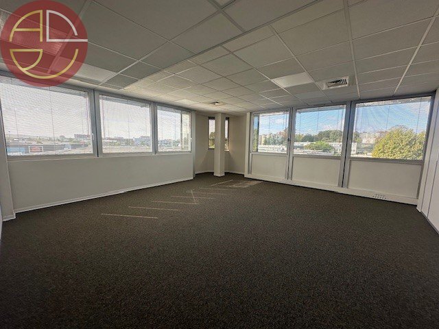 Office in Colomiers to rent Interior Photo- Image 1 of 6