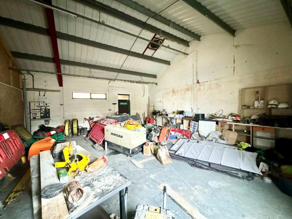 Garth Rd, Builth Wells, POW LD2 3NL - Unit 6D - - Interior Photo - Image 1 of 2