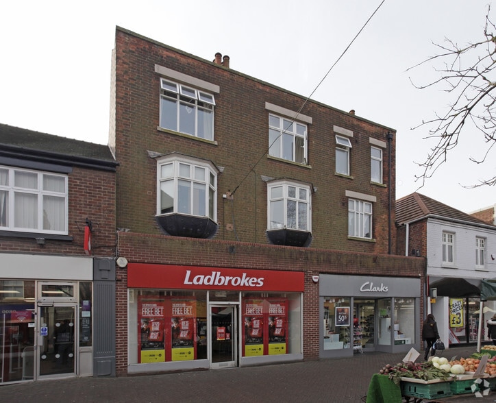 50 High St, Swadlincote to rent - Building Photo - Image 2 of 2