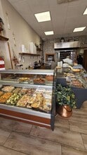 Retail in Calella, Barcelona to rent Interior Photo- Image 2 of 10
