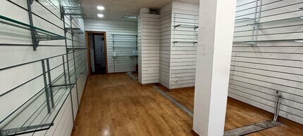 Retail in Collado Villalba, Madrid to rent Interior Photo- Image 2 of 5
