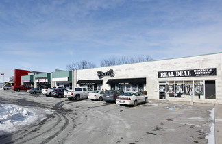 More details for 2 Allaura Blvd, Aurora, ON - Retail for Rent