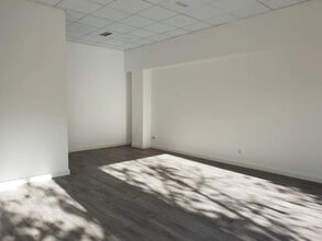 Retail in Coslada, Madrid to rent Interior Photo- Image 2 of 5
