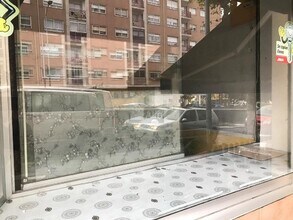 Retail in Vigo, Pontevedra to rent Interior Photo- Image 1 of 3