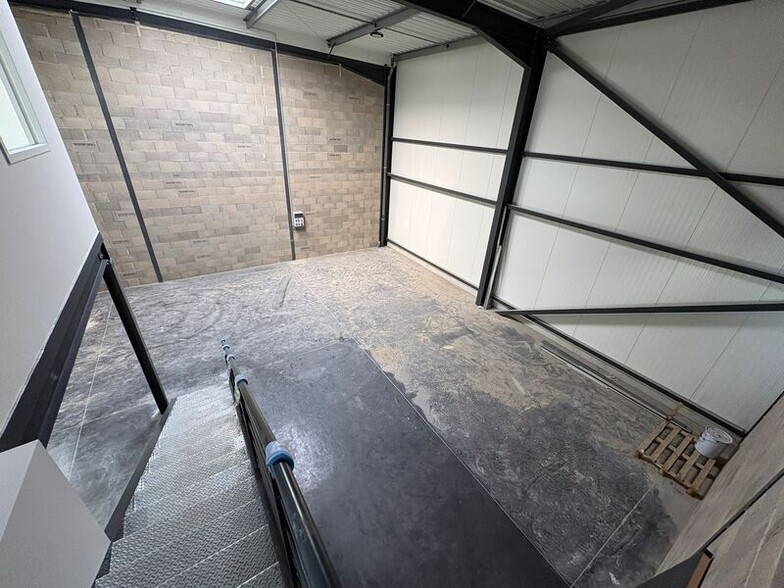 Route De Chasselay, Lissieu to rent - Interior Photo - Image 3 of 8