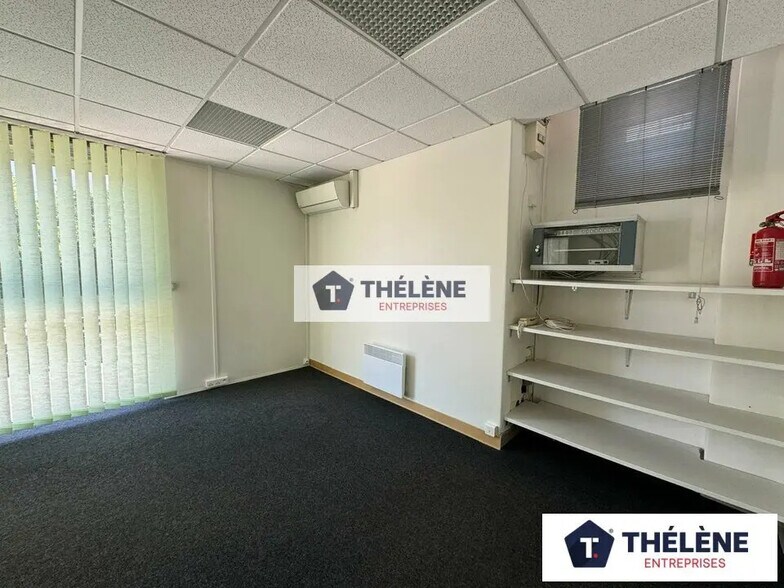 Retail in Montpellier to rent - Building Photo - Image 3 of 19