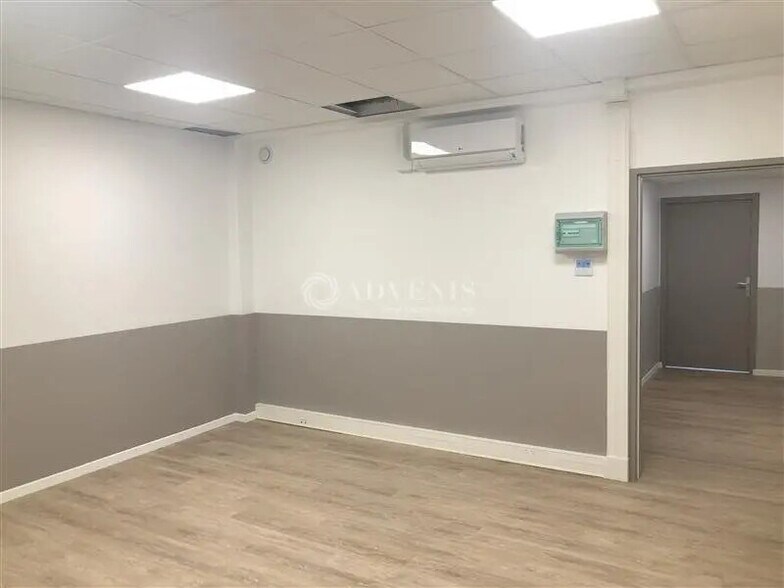 Office in Rosny-sous-Bois to rent - Interior Photo - Image 3 of 6