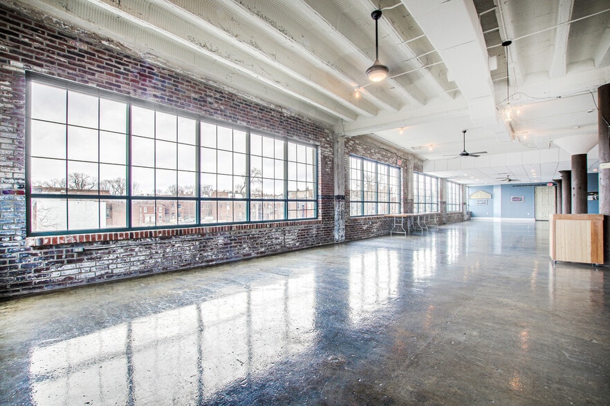 2400 S Jefferson Ave, Saint Louis, MO to rent - Building Photo - Image 3 of 18